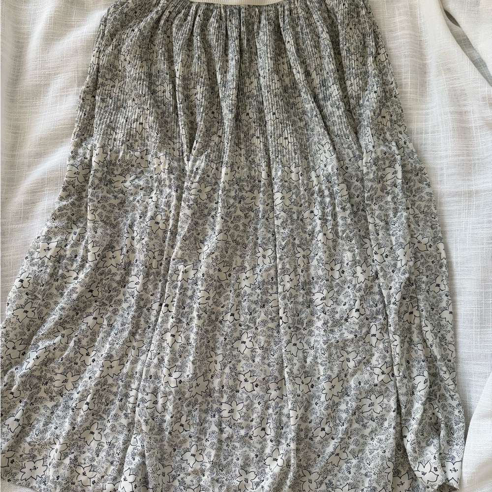 Alice Blue Gray Floral Maxi Skirt